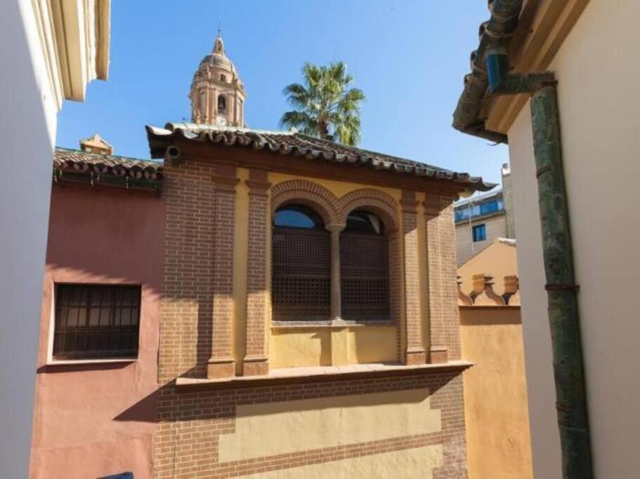 Chic Casa Cathedral At Calle Fresca 2-Bedroom Apartment In Malaga City Center Exteriér fotografie